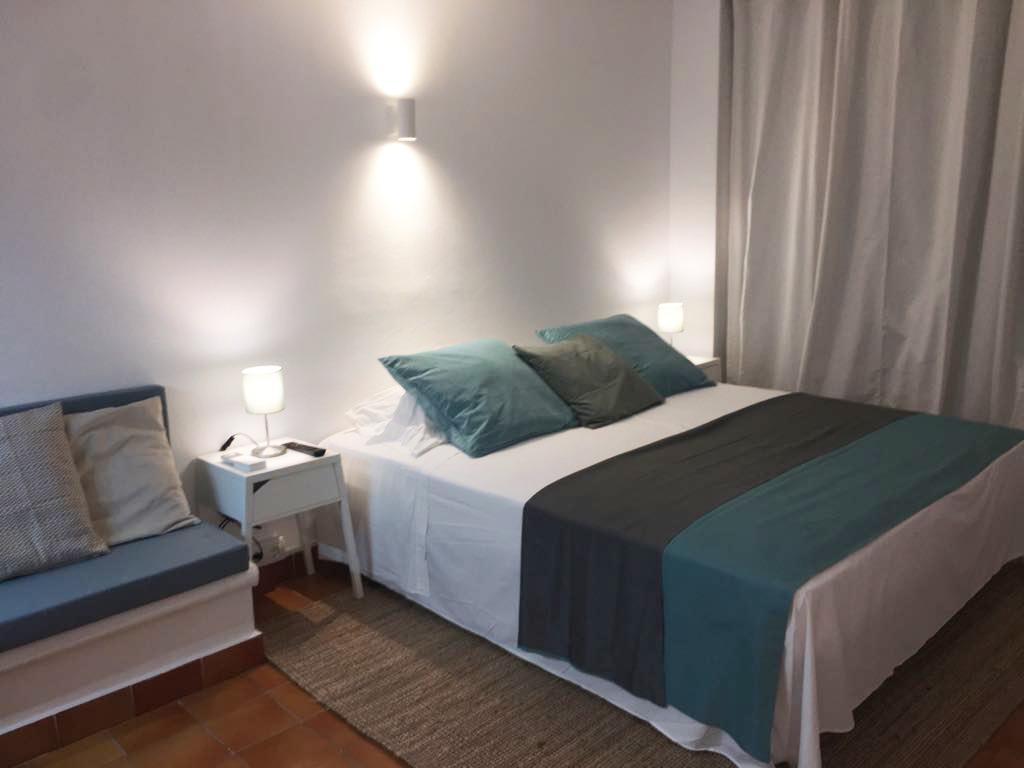 Apartamentos Albertos Santa Eulária des Riu Exterior foto
